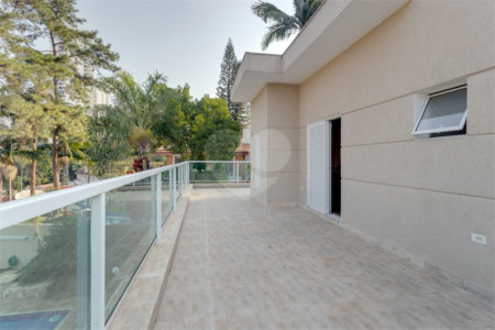 Casa à venda com 5 suítes em Jardim Marajoara, São Paulo, SP