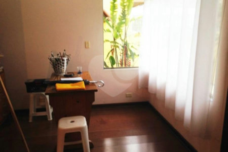 Casa Térrea à venda com 3 quartos, sendo 1 suíte, em Vila Cordeiro, São Paulo, SP