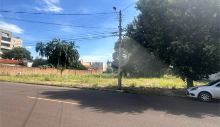 Terreno à venda em Jardim Primaveril, Três Lagoas, MS