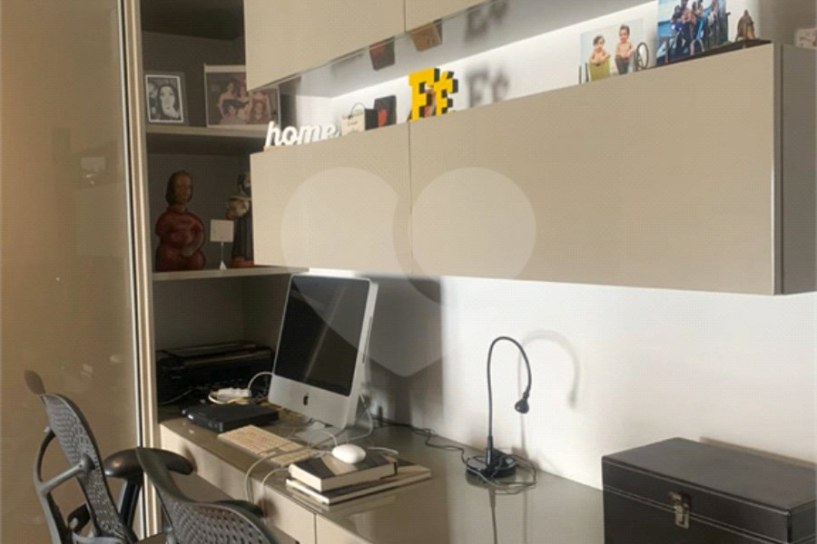 Apartamento à venda com 3 quartos, sendo 2 suítes, em Higienópolis, São Paulo, SP