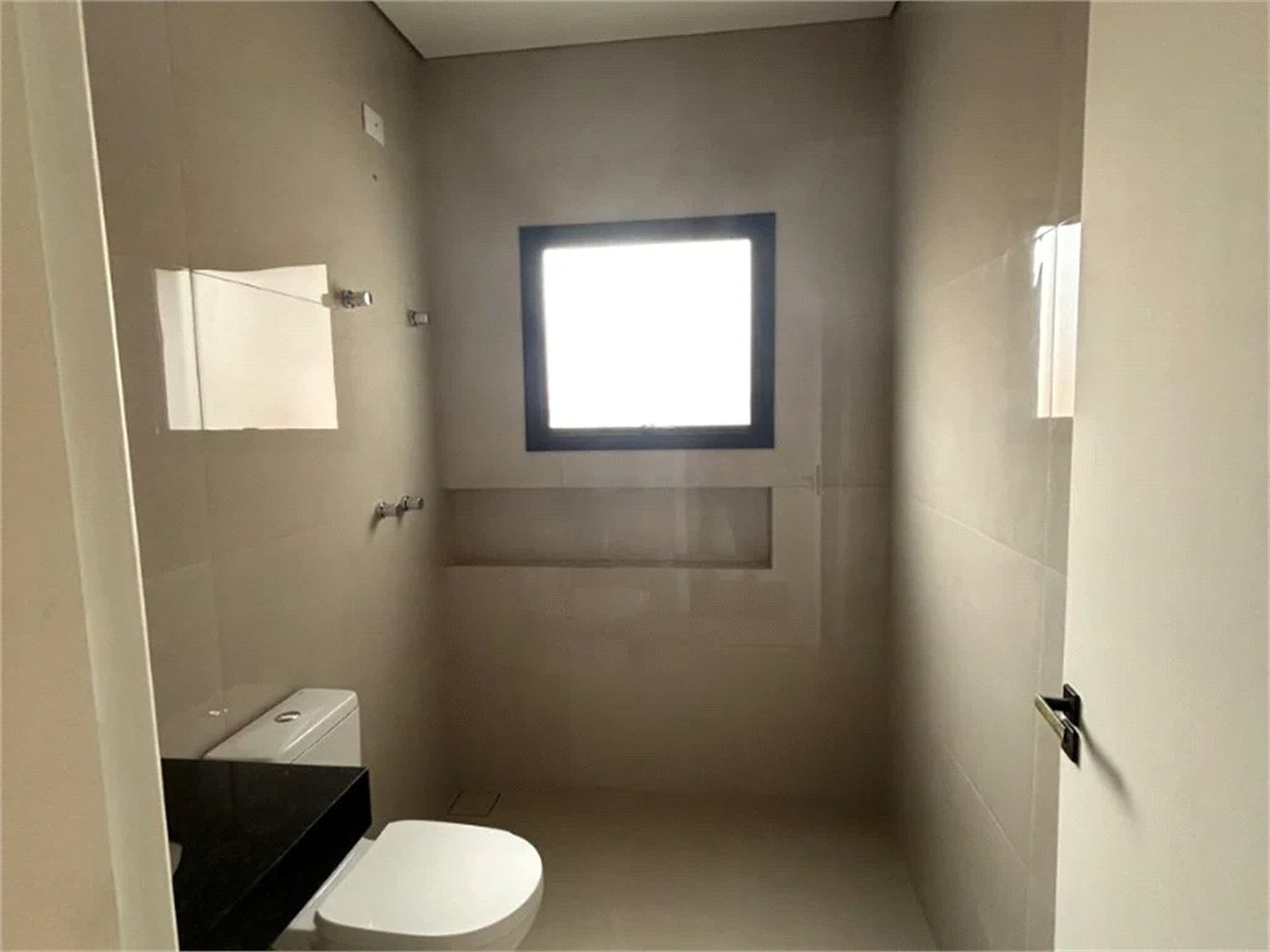 Sobrado à venda com 3 suítes em Vila Yara, Osasco, SP