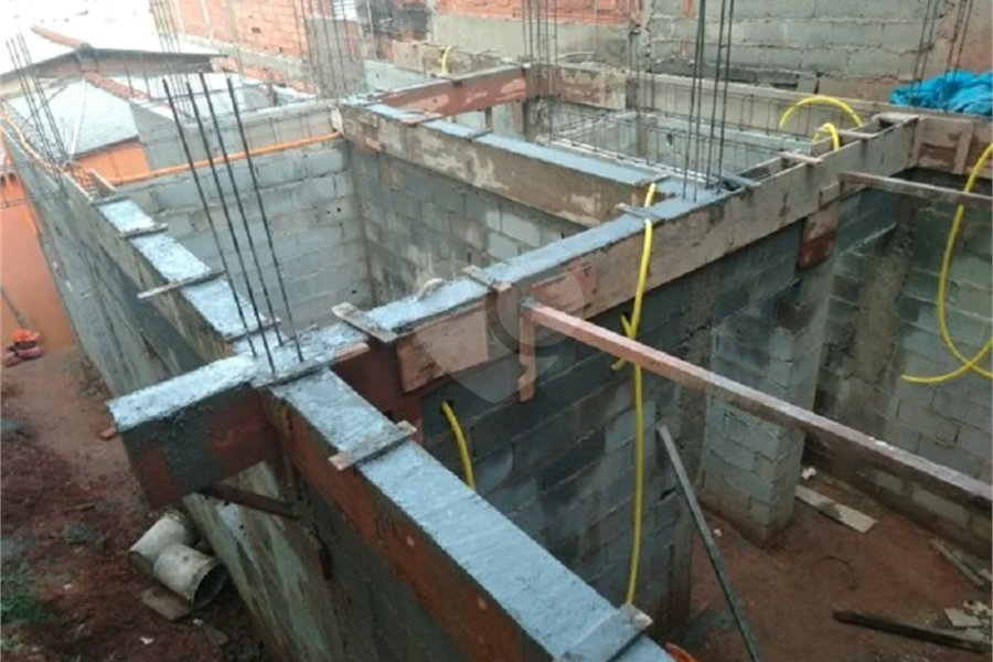 Casa à venda com 2 quartos, sendo 1 suíte, em Vila Guilherme, São Paulo, SP