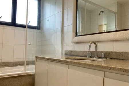Apartamento para alugar com 4 suítes em Chácara Santo Antônio, São Paulo, SP