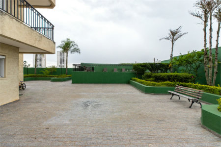 Apartamento à venda com 4 quartos, sendo 1 suíte, em Jardim Monte Kemel, São Paulo, SP