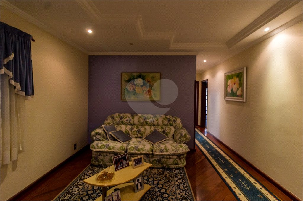 Casa à venda ou para alugar com 5 quartos, sendo 3 suítes, em Independência, São Bernardo do Campo, SP