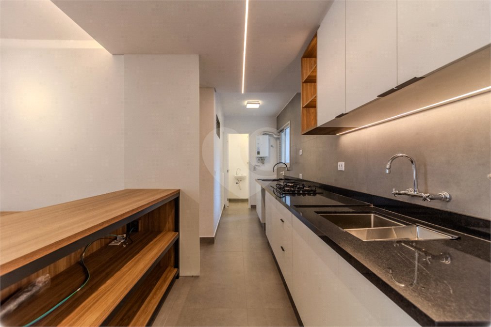 Apartamento à venda com 3 quartos, sendo 1 suíte, em Brooklin, São Paulo, SP