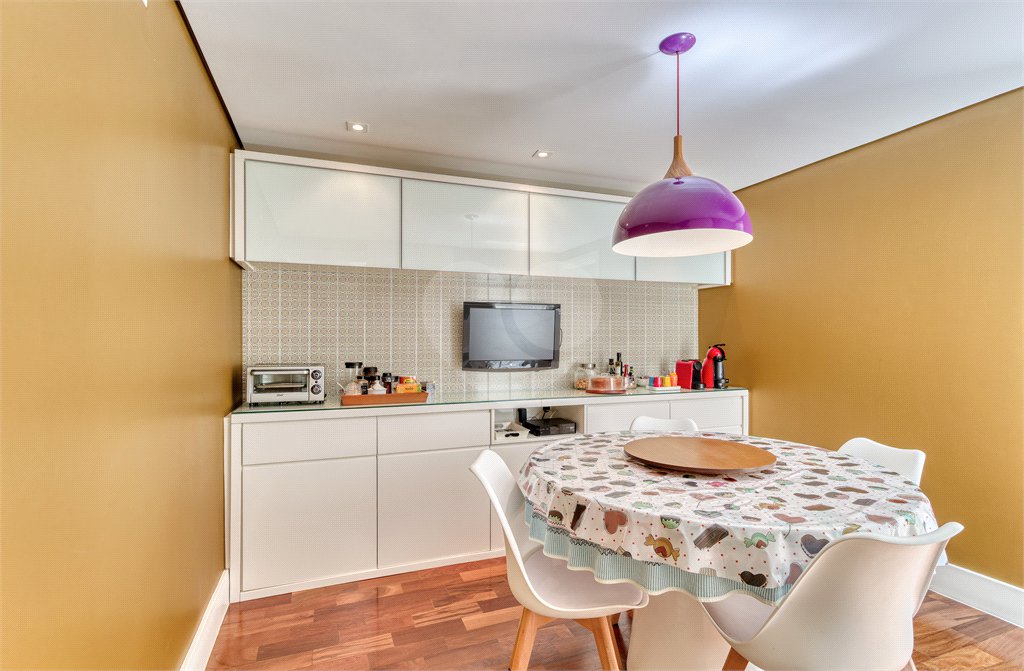 Apartamento à venda com 4 suítes em Alto da Boa Vista, São Paulo, SP