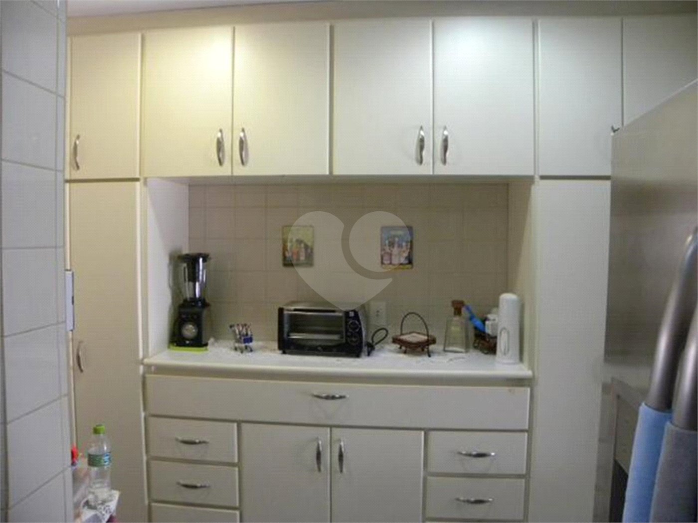 Casa à venda com 3 quartos, sendo 1 suíte, no condomínio Villas de São Francisco, São Paulo - SP