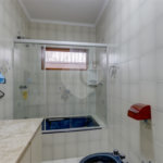 Casa Térrea à venda com 4 quartos, sendo 3 suítes, em Interlagos, São Paulo, SP