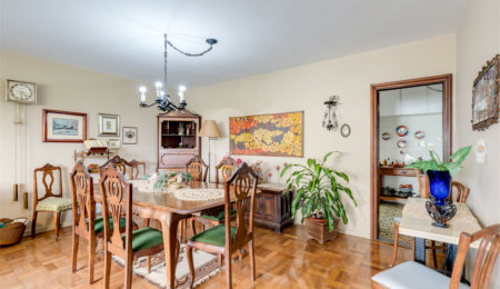 Apartamento à venda com 4 quartos, sendo 1 suíte,  em Chácara Santo Antônio, São Paulo, SP