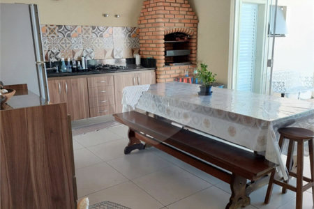 Casa à venda com 4 suítes no condomínio Jardins D'icaraí, Salto - SP