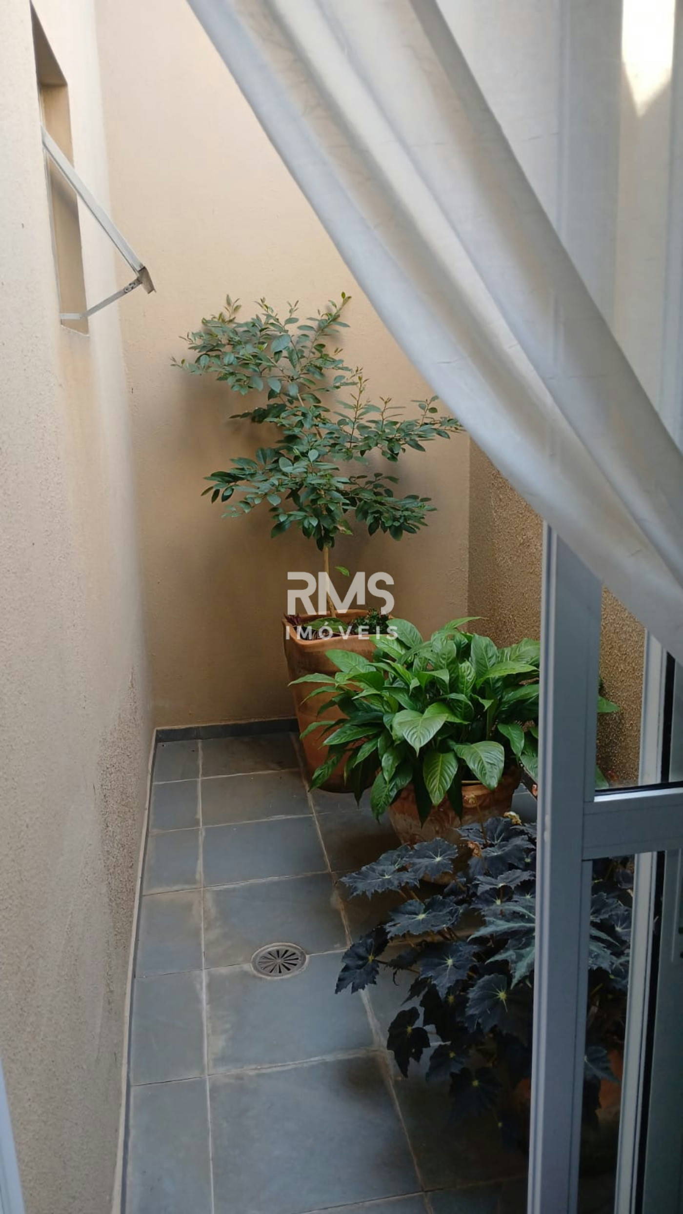 Casa à venda com 3 quartos, sendo 1 suíte,  no Brasil, Itu, SP
