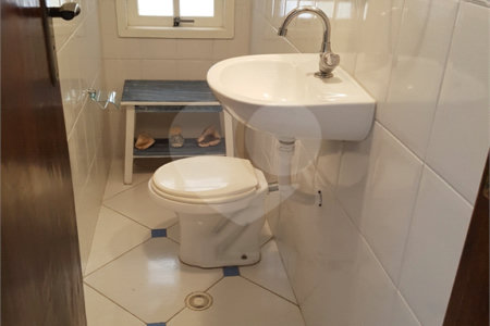 Sobrado à venda com 3 quartos, sendo 1 suíte, em Jardim Caravelas, São Paulo, SP