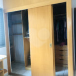 Sobrado à venda com 3 quartos, sendo 1 suíte, em Vila Romero, São Paulo, SP