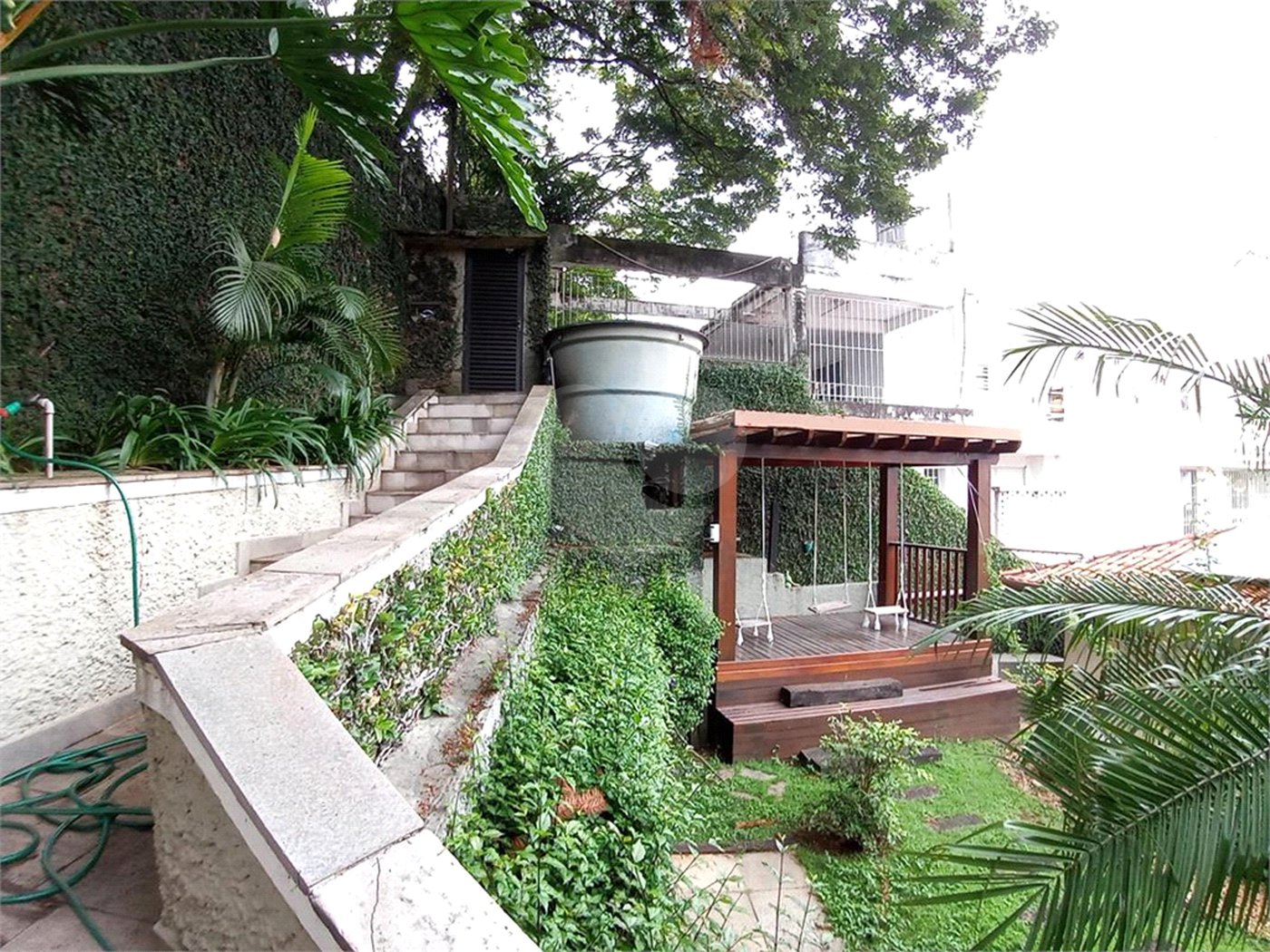 Sobrado à venda com 4 quartos, sendo 2 suítes, em Barro Branco (zona Norte), São Paulo, SP