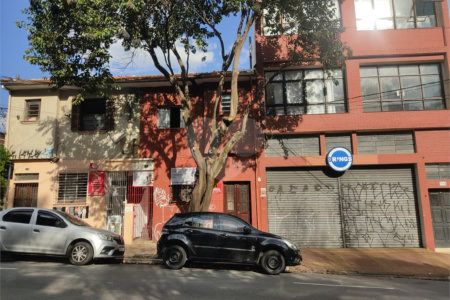 Casa à venda com 2 quartos, sendo 1 suíte, em Pinheiros, São Paulo, SP