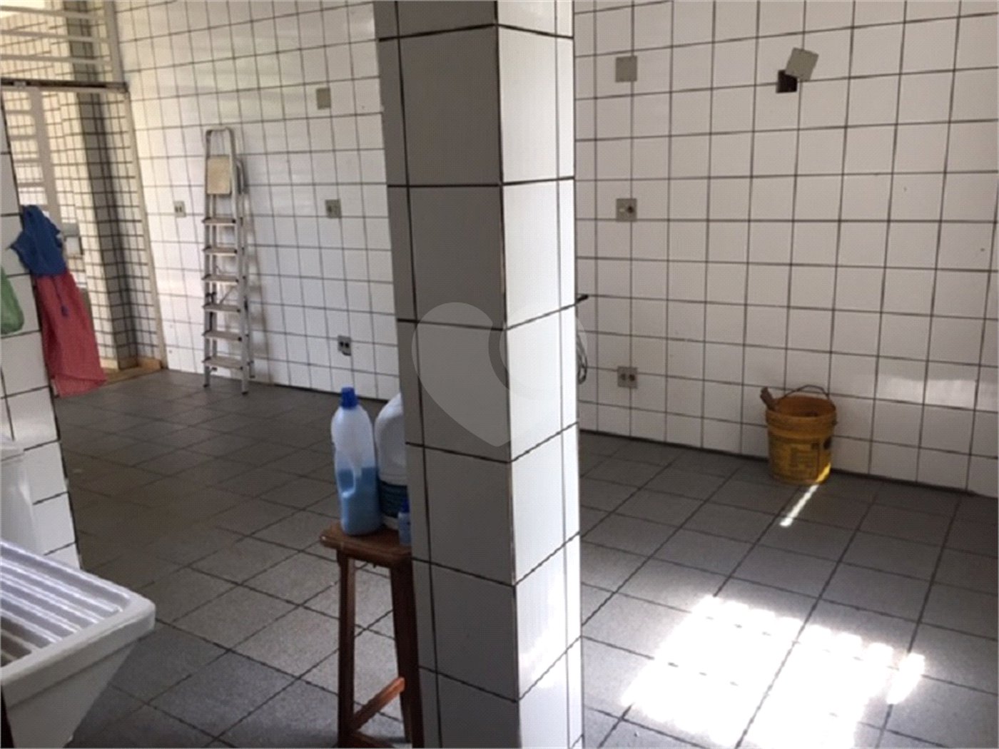 Sobrado à venda com 5 quartos, sendo 2 suítes,  em Tremembé, São Paulo, SP
