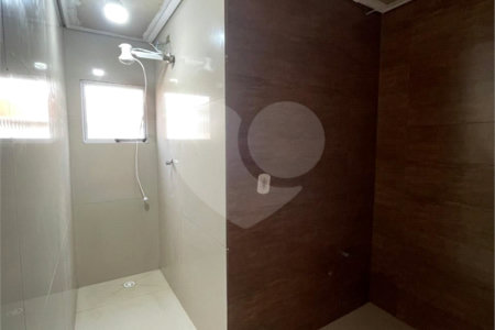 Sobrado à venda com 3 quartos, sendo 1 suíte,  em Jardim Cambuci, Mogi das Cruzes, SP