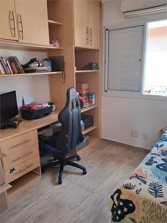 Casa à venda com 4 quartos, sendo 1 suíte, no condomínio Villas IV, São Paulo - SP