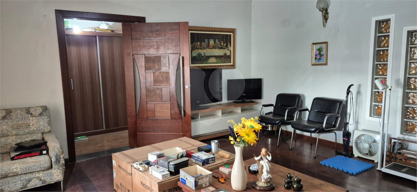 Casa à venda ou para alugar com 4 quartos, sendo 1 suíte, em Tremembé, São Paulo, SP