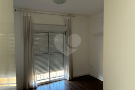 Casa para alugar com 3 quartos, sendo 1 suíte,  no condomínio Bella Roma, São Roque - SP