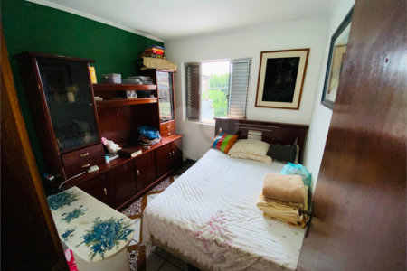 Sobrado à venda com 8 quartos em Jardim São Jorge (raposo Tavares), São Paulo, SP