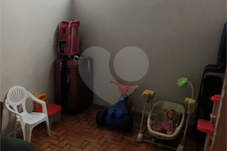 Apartamento à venda com 4 quartos, sendo 1 suíte, em Pinheiros, São Paulo, SP