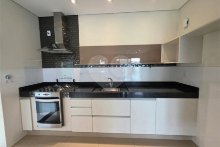 Apartamento à venda ou para alugar com 3 suítes no Centro, Vinhedo, SP
