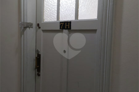 Apartamento à venda com 2 quartos, sendo 1 suíte, no Centro, São Paulo, SP