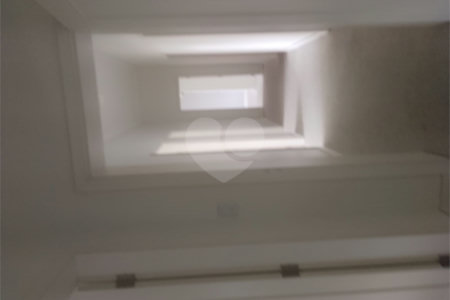Apartamento à venda com 4 quartos, sendo 1 suíte, em República, São Paulo, SP