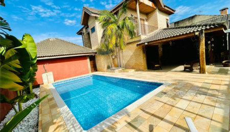 Casa à venda com 3 quartos, sendo 1 suíte, no condomínio Jardim Ibiti do Paço, Sorocaba - SP
