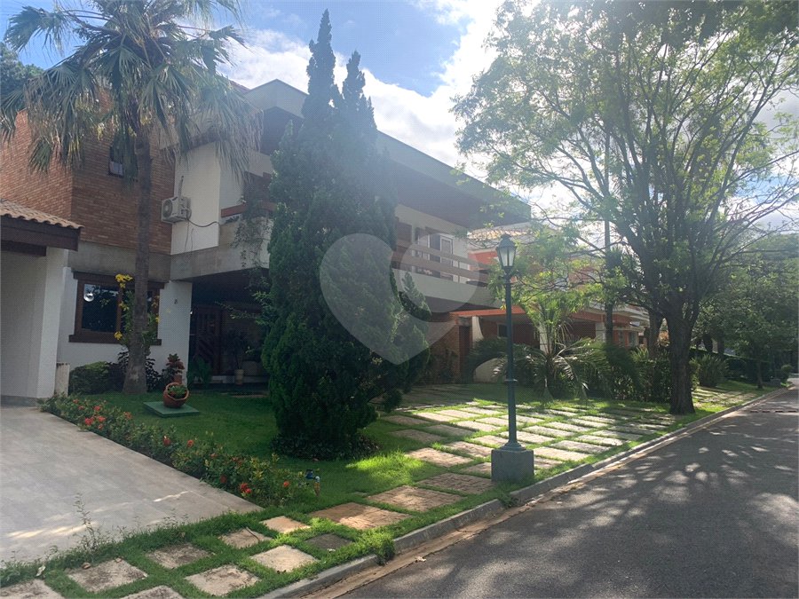 Casa à venda com 3 quartos, sendo 2 suítes,  no condomínio Village Davignon, Sorocaba - SP