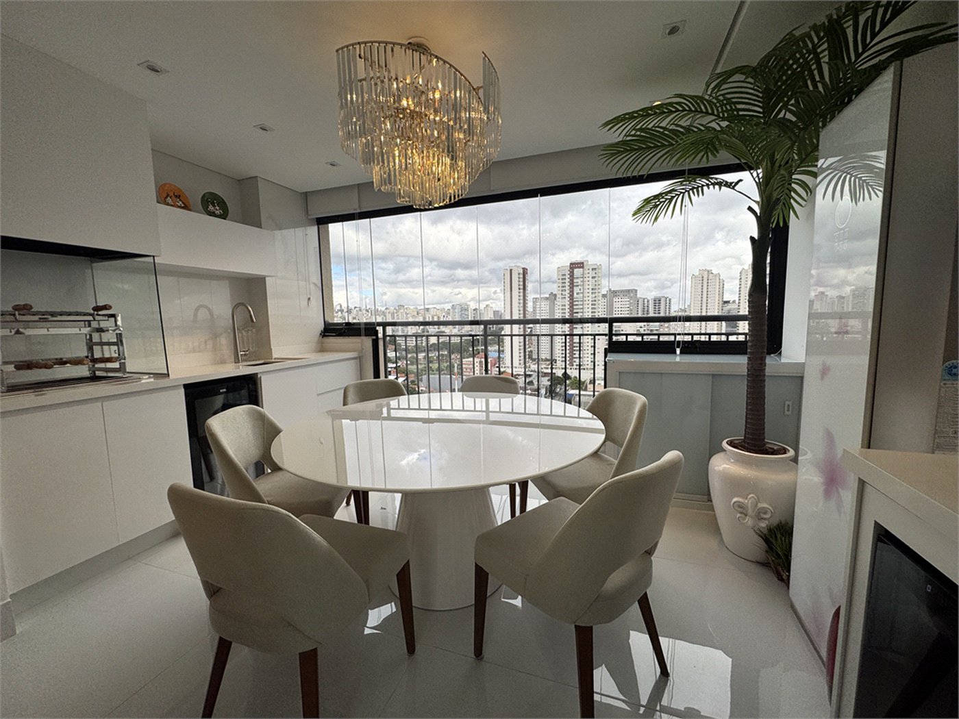 Apartamento à venda com 2 quartos, sendo 1 suíte, em Barra Funda, São Paulo, SP