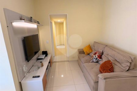 Apartamento à venda com 3 quartos, sendo 1 suíte,  em Lagoa, Rio de Janeiro, RJ