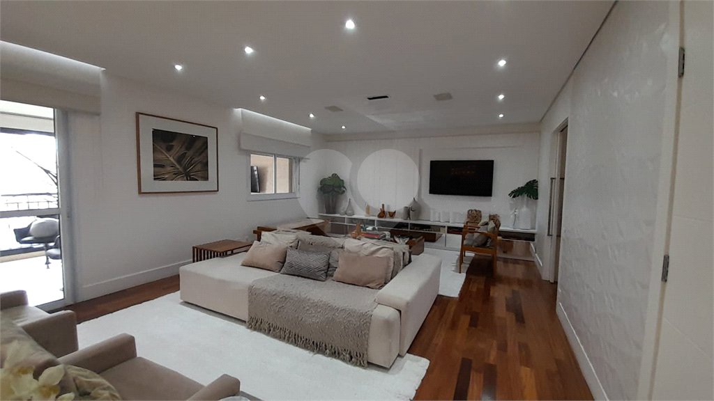 Apartamento à venda com 3 suítes em Nova Petrópolis, São Bernardo do Campo, SP