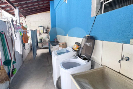 Casa à venda com 3 quartos, sendo 1 suíte, em Bosque dos Eucaliptos, São José dos Campos, SP