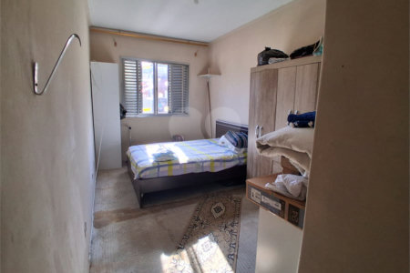 Sobrado à venda com 3 quartos em Vila Amélia, São Paulo, SP