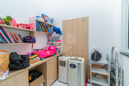 Sobrado à venda com 3 quartos, sendo 1 suíte, em Jardim Prudência, São Paulo, SP