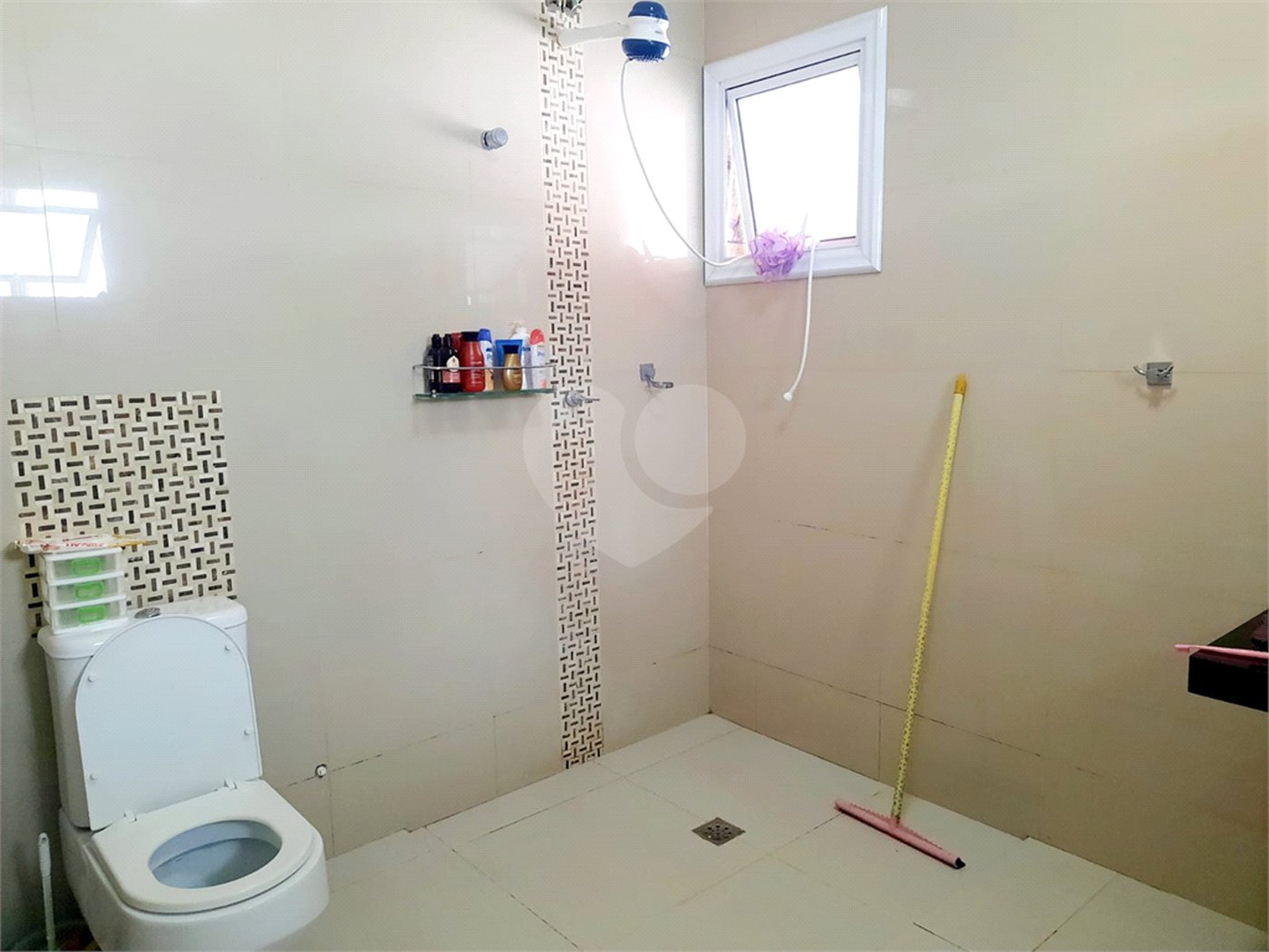 Sobrado à venda com 3 quartos, sendo 1 suíte, em Horto, São Paulo, SP