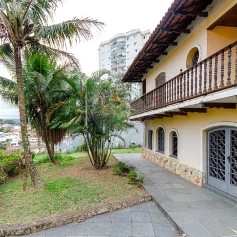Casa à venda ou para alugar com 4 suítes em Vila Comercial, São Paulo, SP