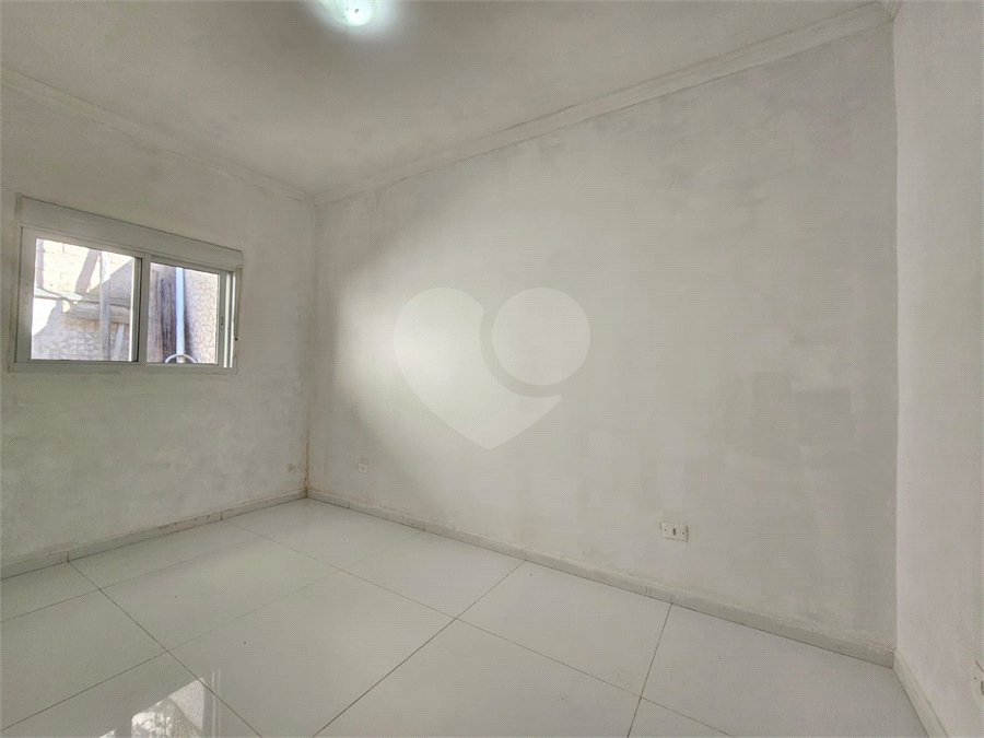 Casa Térrea à venda com 3 quartos, sendo 1 suíte,  em Villa Di Cesar, Mogi das Cruzes, SP
