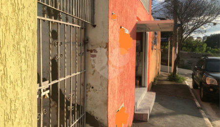 Casa Térrea à venda com 6 quartos, sendo 2 suítes,  em Vila Mazzei, São Paulo, SP
