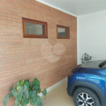 Casa à venda com 4 quartos, sendo 3 suítes, no Centro, Vinhedo, SP