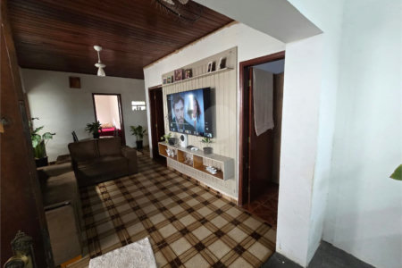 Casa à venda com 3 quartos, sendo 1 suíte, em Vila Maciel, Itapetininga, SP