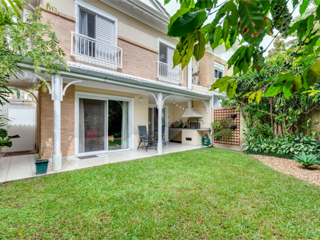 Casa à venda com 3 suítes no condomínio Villa Splendore, São Paulo - SP