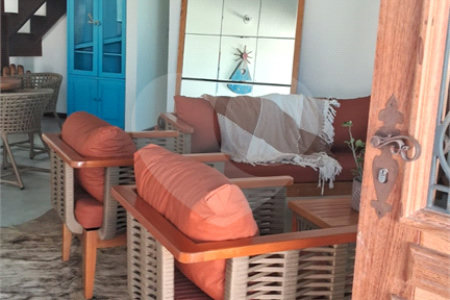 Casa à venda com 5 quartos, sendo 2 suítes, em Long Beach (tamoios), Cabo Frio, RJ