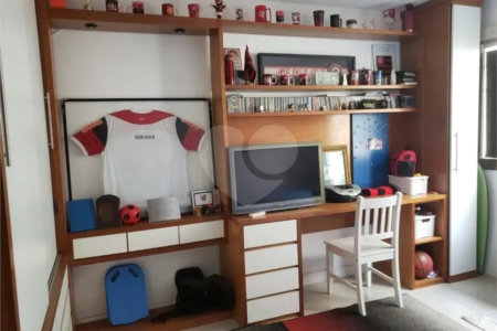 Apartamento à venda com 4 quartos, sendo 3 suítes, em Tijuca, Rio de Janeiro, RJ