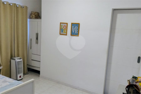 Casa à venda com 3 quartos, sendo 2 suítes, no condomínio Planície do Araguaia, Rio de Janeiro - RJ