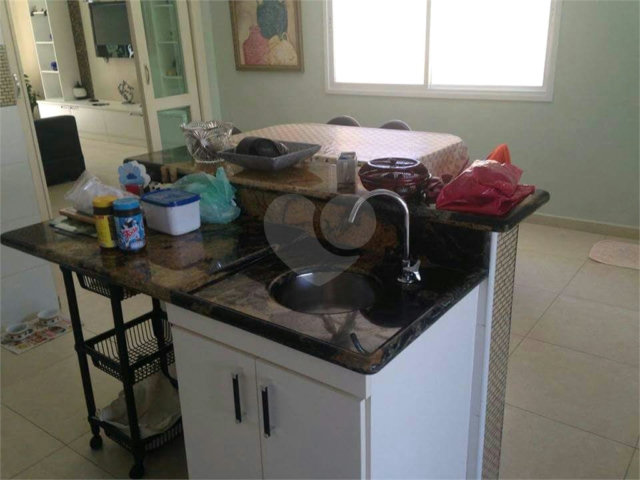 Casa à venda com 4 suítes em Solemar, Praia Grande, SP