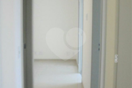Apartamento à venda com 3 quartos, sendo 1 suíte,  em Vila Carrão, São Paulo, SP